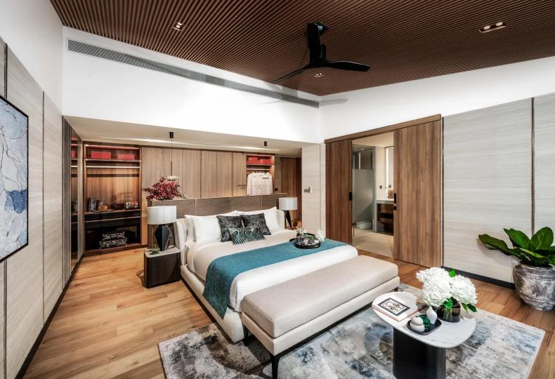 Laguna Lakelands Waterfront Villas