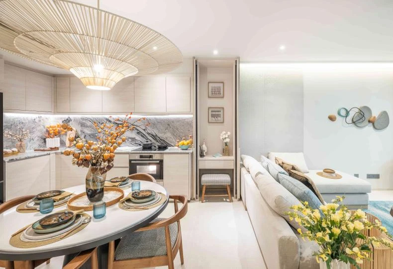 Laguna Beach Residences Bayside