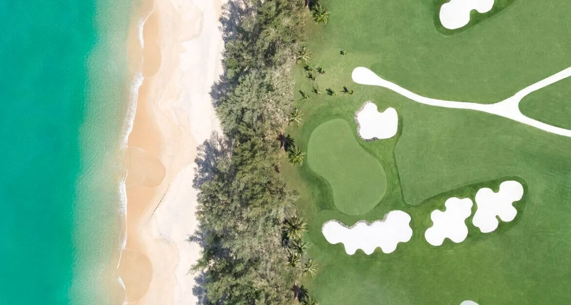 AQUELLA Lakeside Beach Country Club & Golf