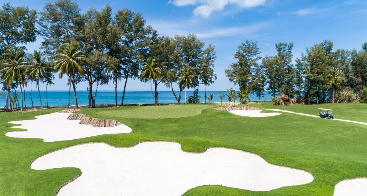 AQUELLA Lakeside Beach Country Club & Golf