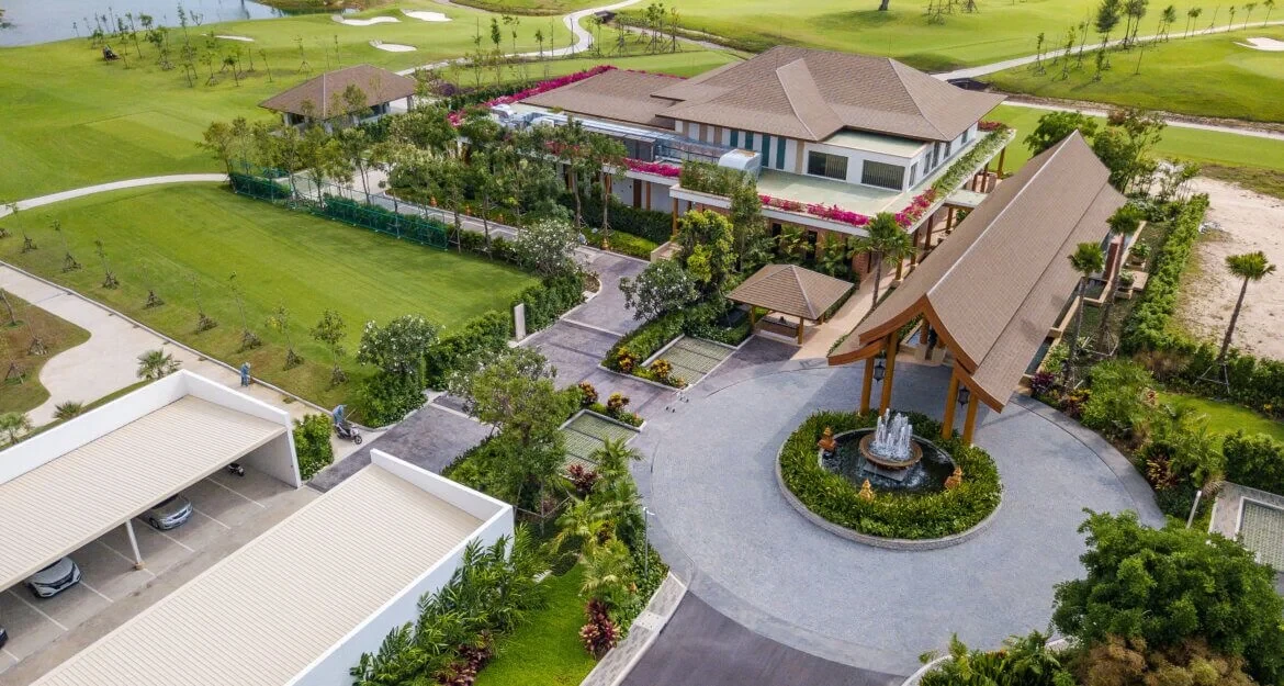AQUELLA Lakeside Beach Country Club & Golf