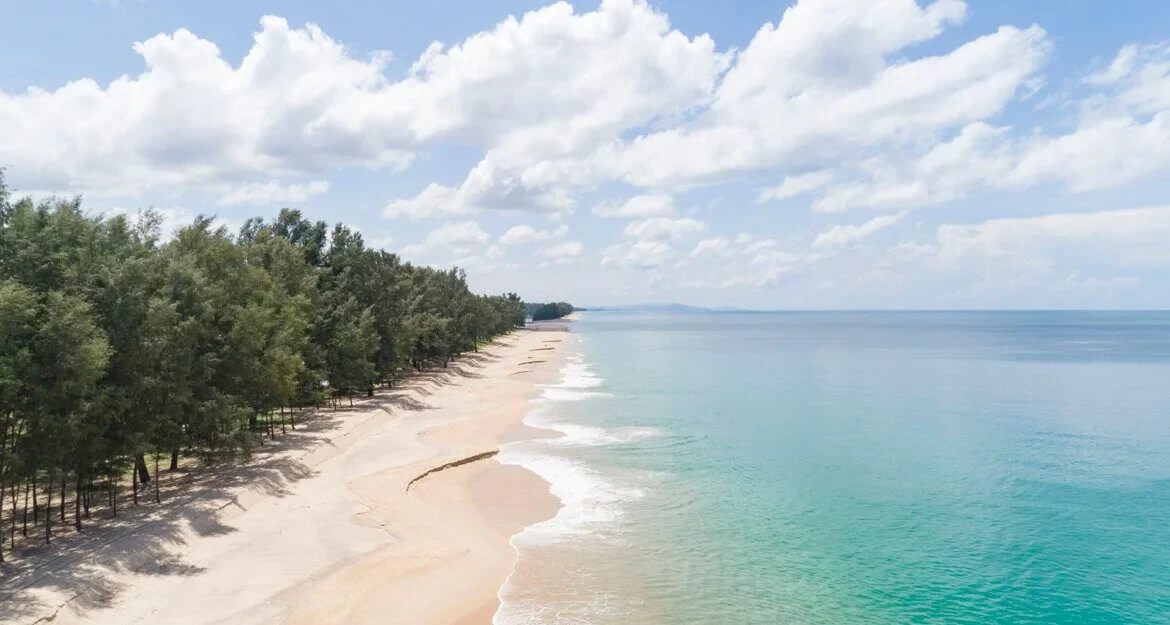 AQUELLA Lakeside Beach Country Club & Golf