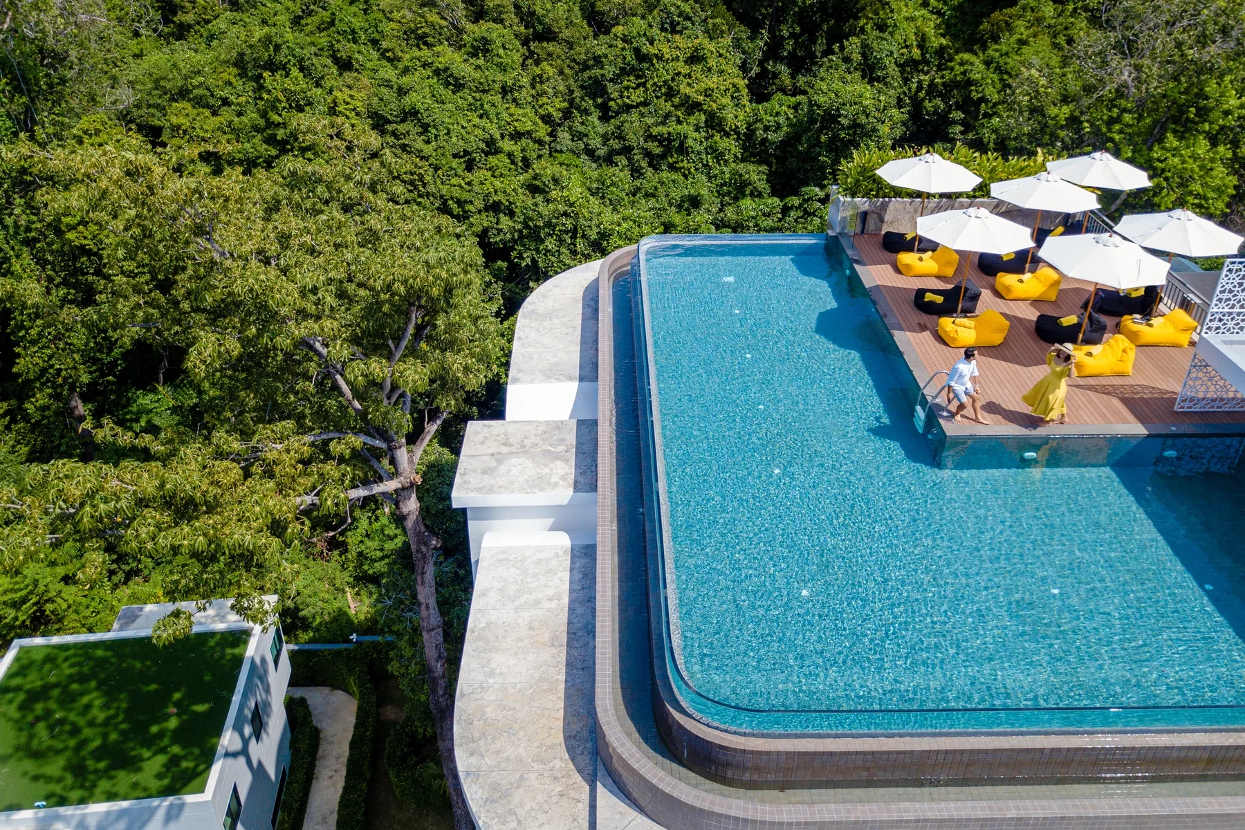 Utopia Nai Harn Loft