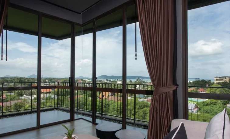 Saturdays Residence