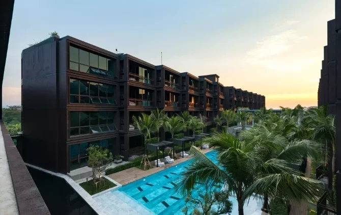 Saturdays Residence