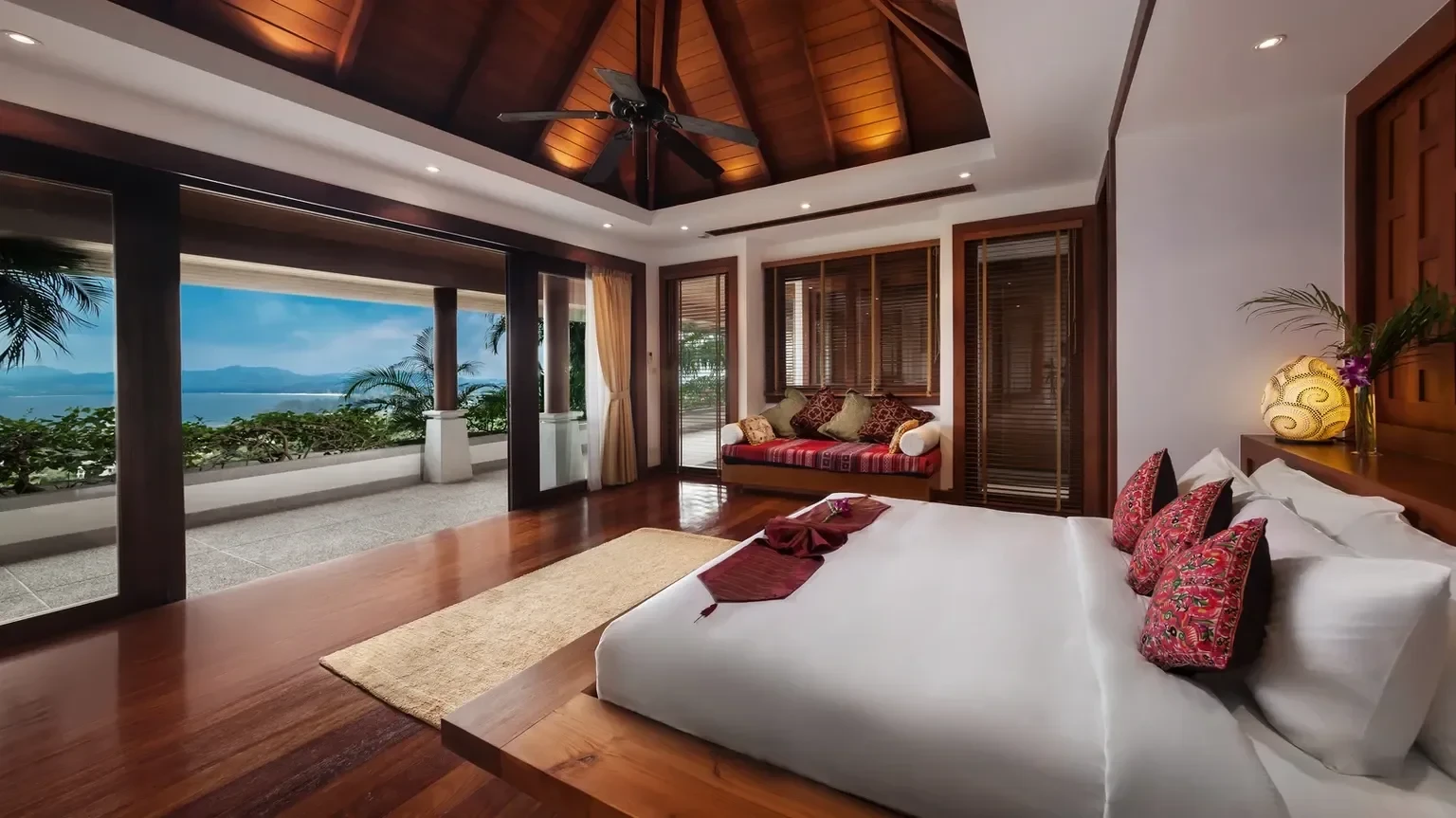 Baan Thai Surin Hill