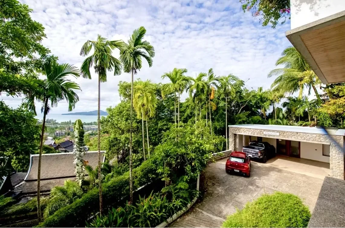 Baan Thai Surin Hill