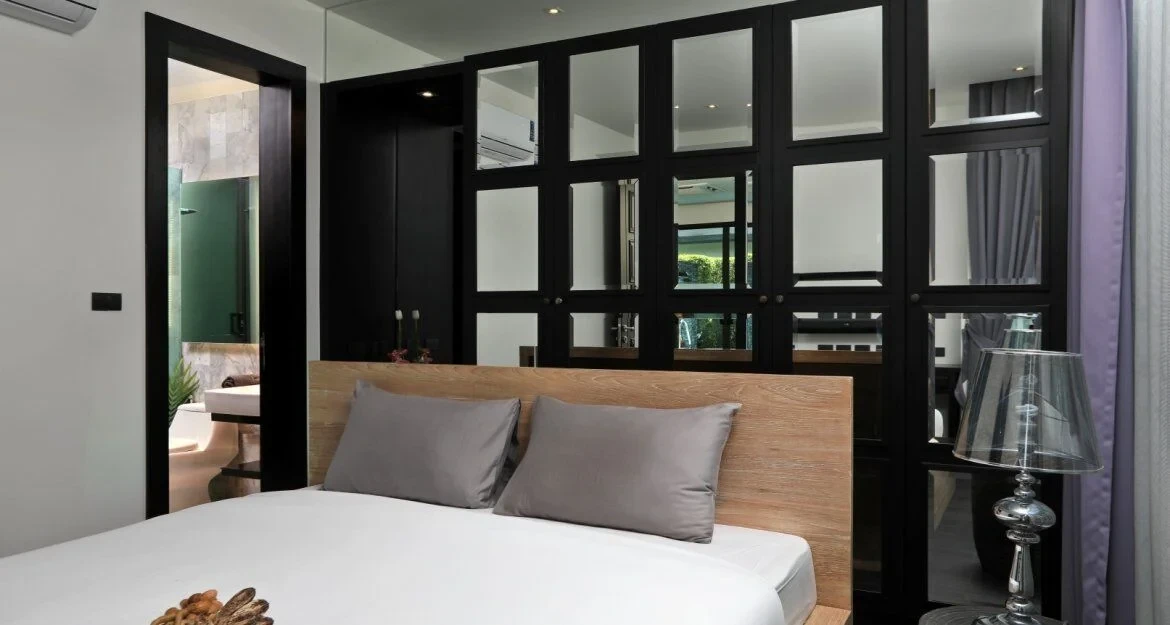 The 8 Pool Villa