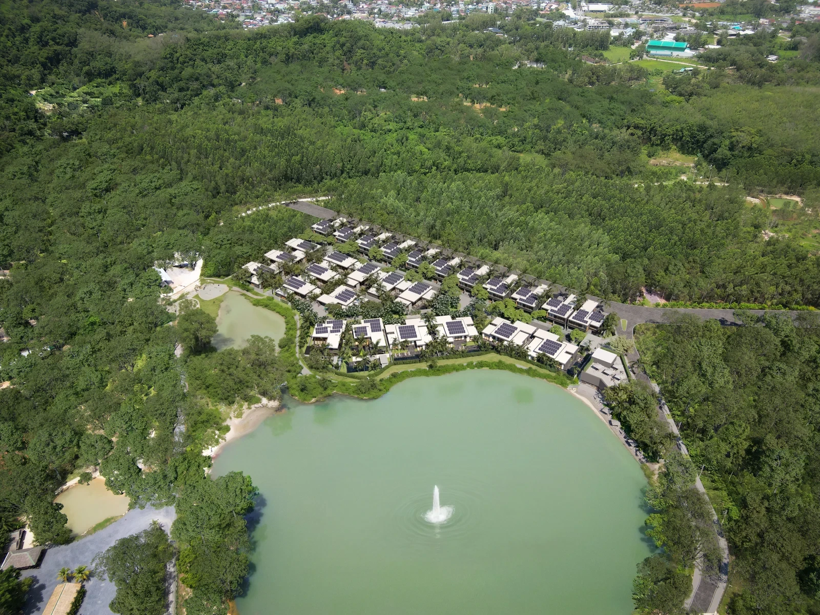 Redwood Lakeside Phuket