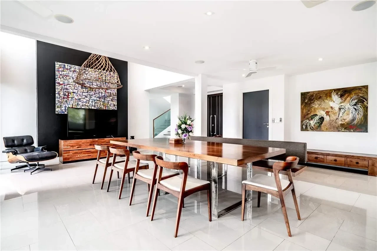 Laguna Homes