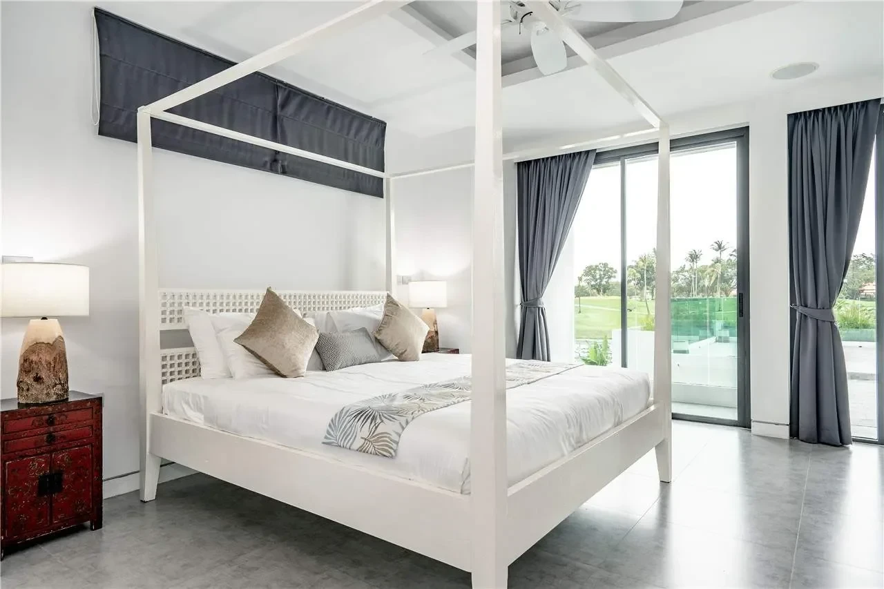 Laguna Homes