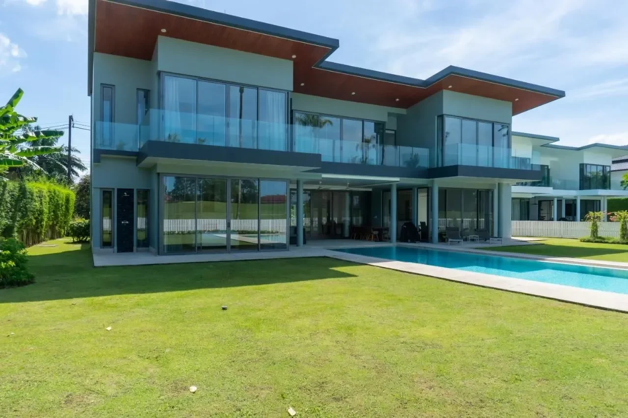 Laguna Homes