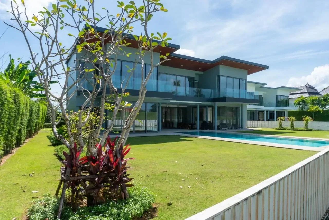 Laguna Homes