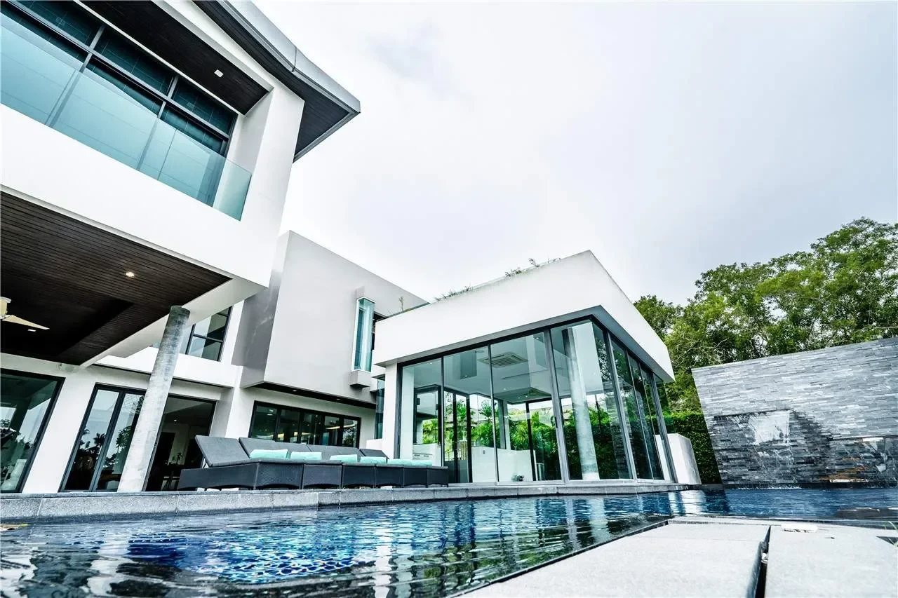 Laguna Homes