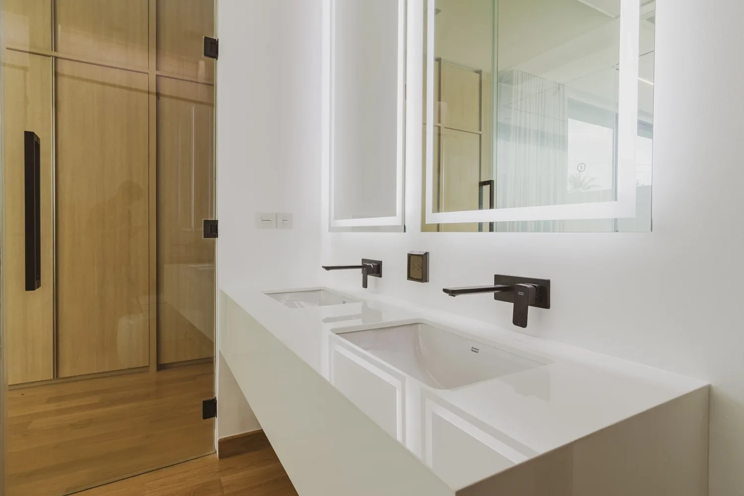 Mount Mono Residence