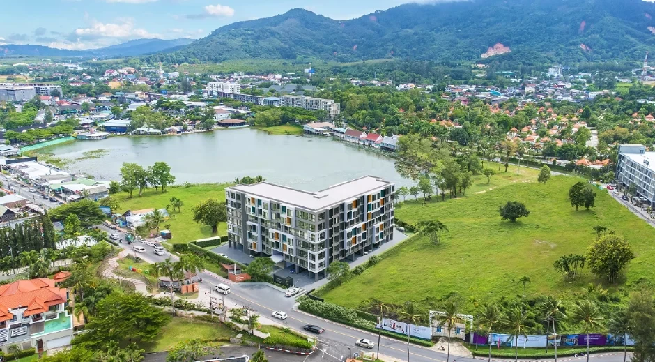 Laguna Lakeside