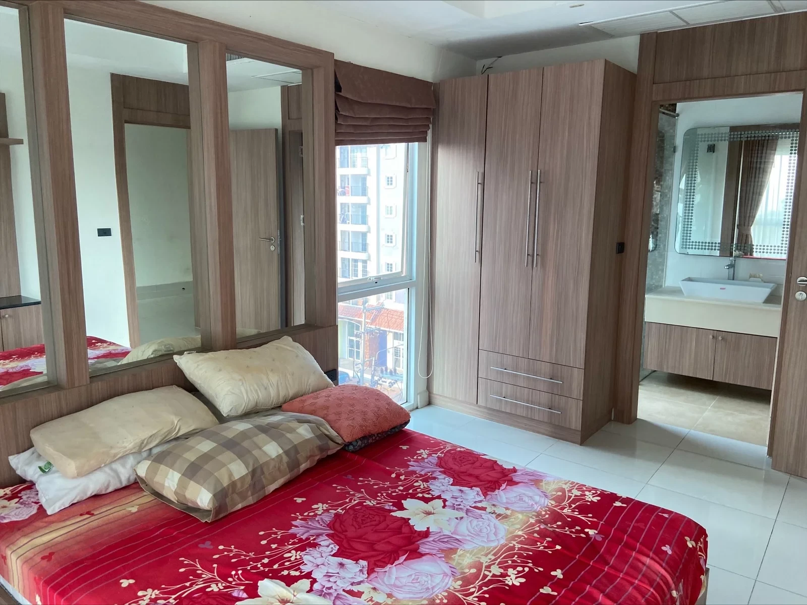 Nam Talay Condominium