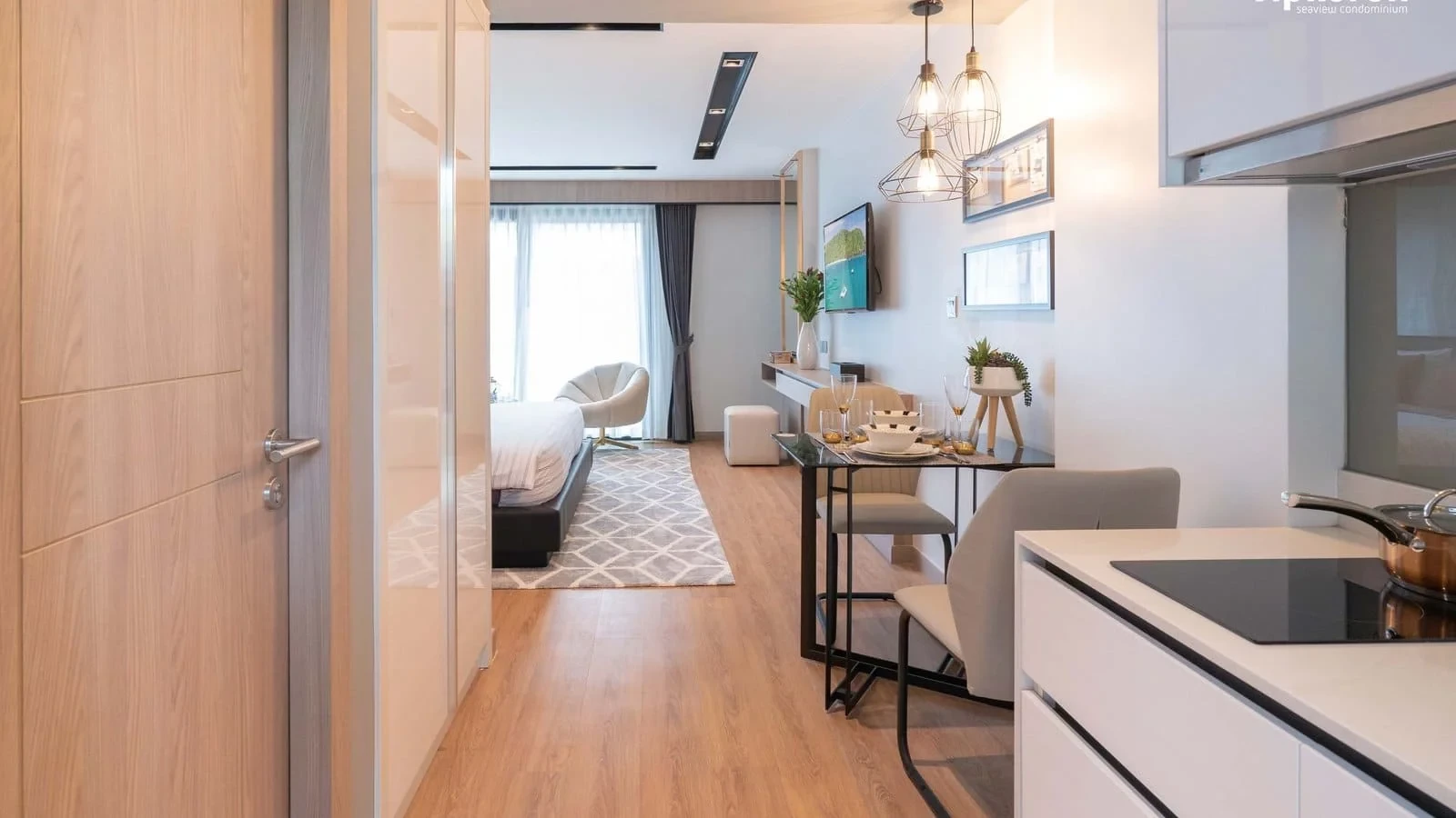Vip Karon Condominium