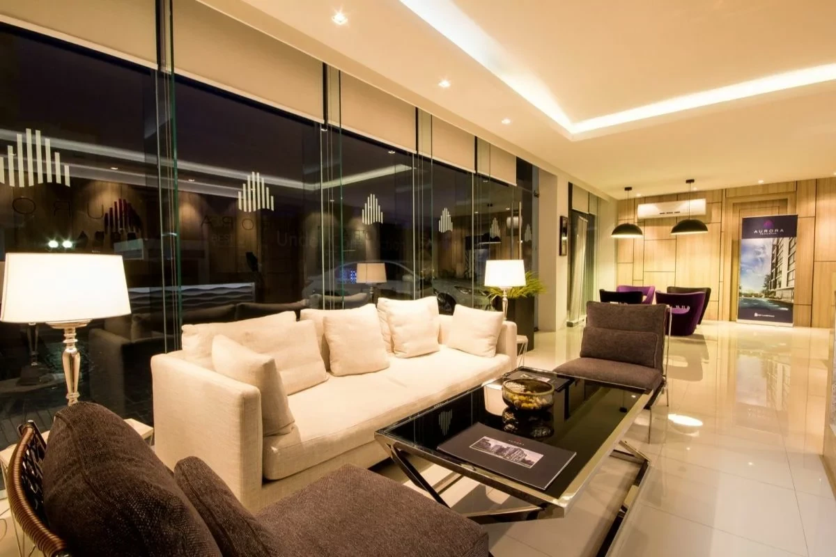 Aurora Pratumnak Condominium