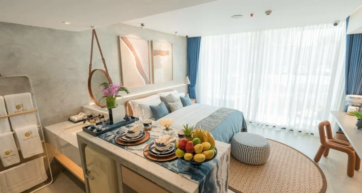 Sunshine Beach Condominium