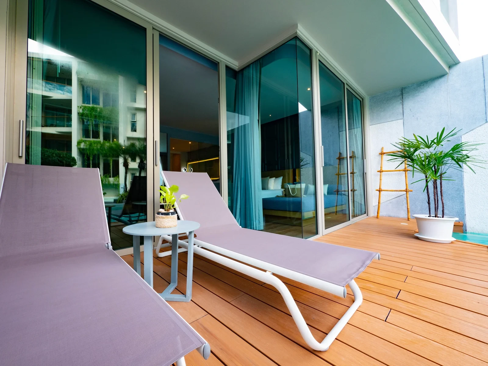 Wyndham Grand Phuket Nai Harn Beach