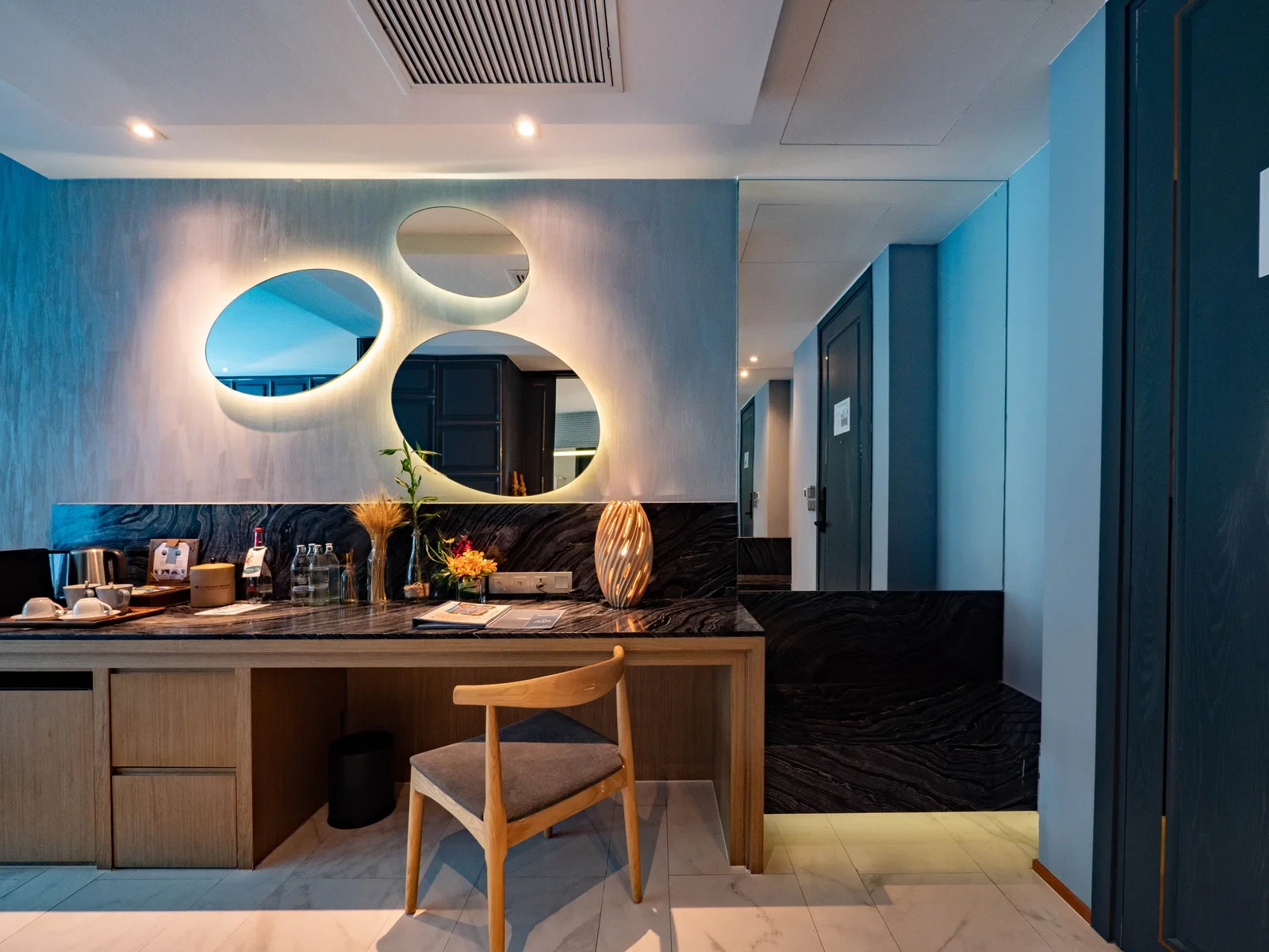 Wyndham Grand Phuket Nai Harn Beach