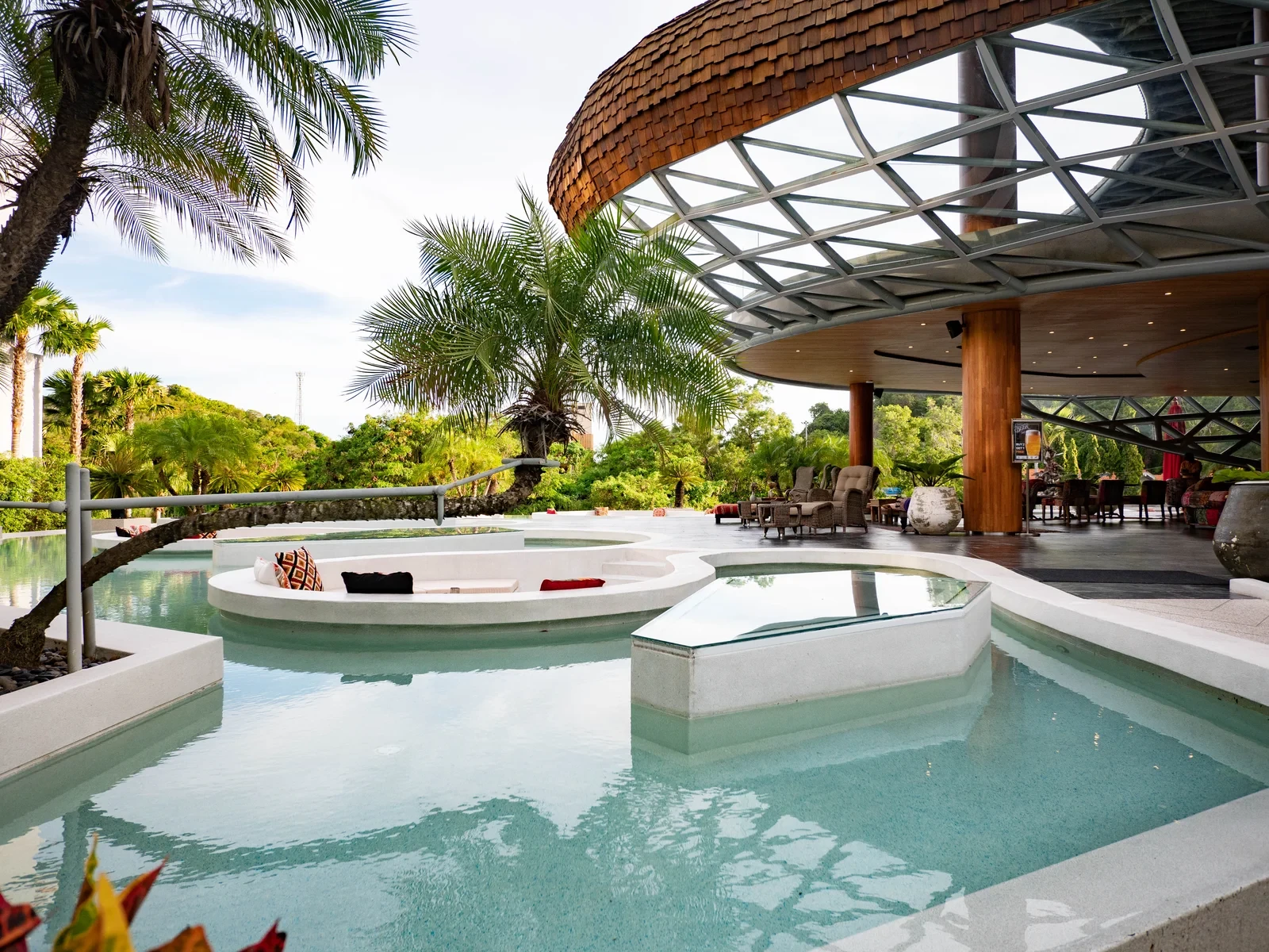 Wyndham Grand Phuket Nai Harn Beach