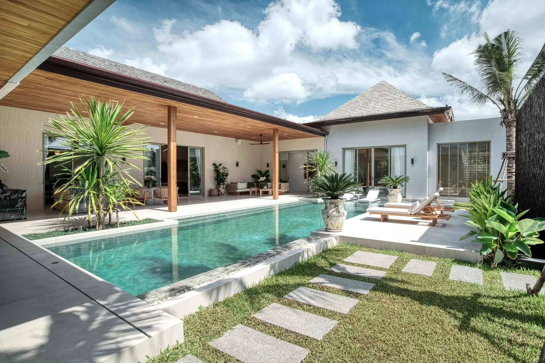 Layan Lucky Villas