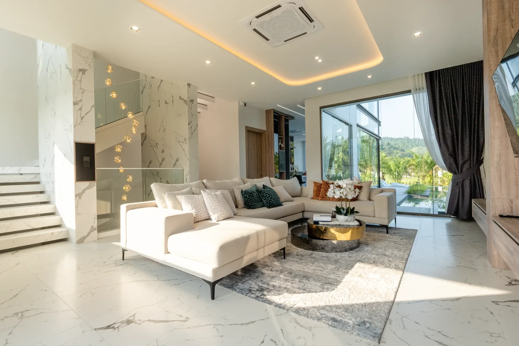 The Priva Golf Course Residence