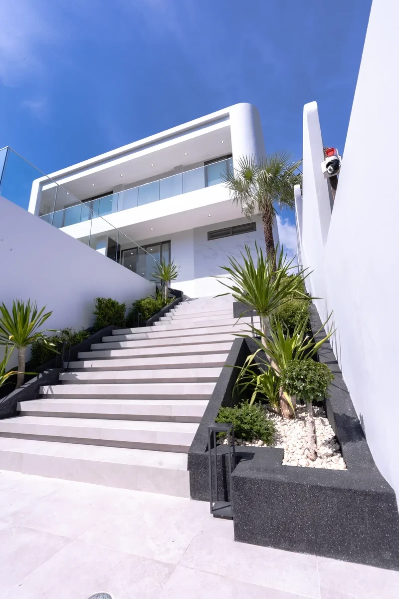 The Priva Golf Course Residence