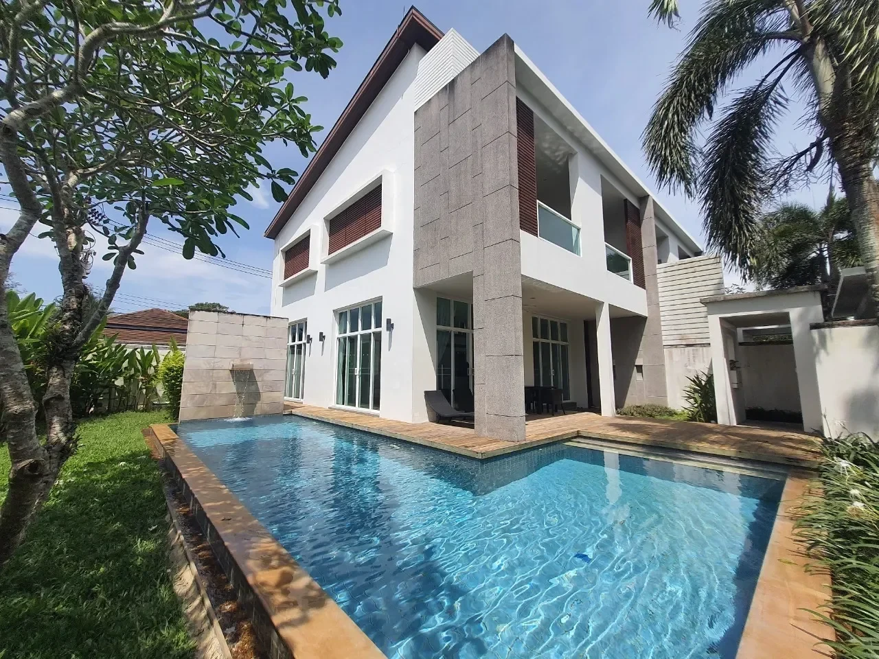 Oxygen Condominium Phuket