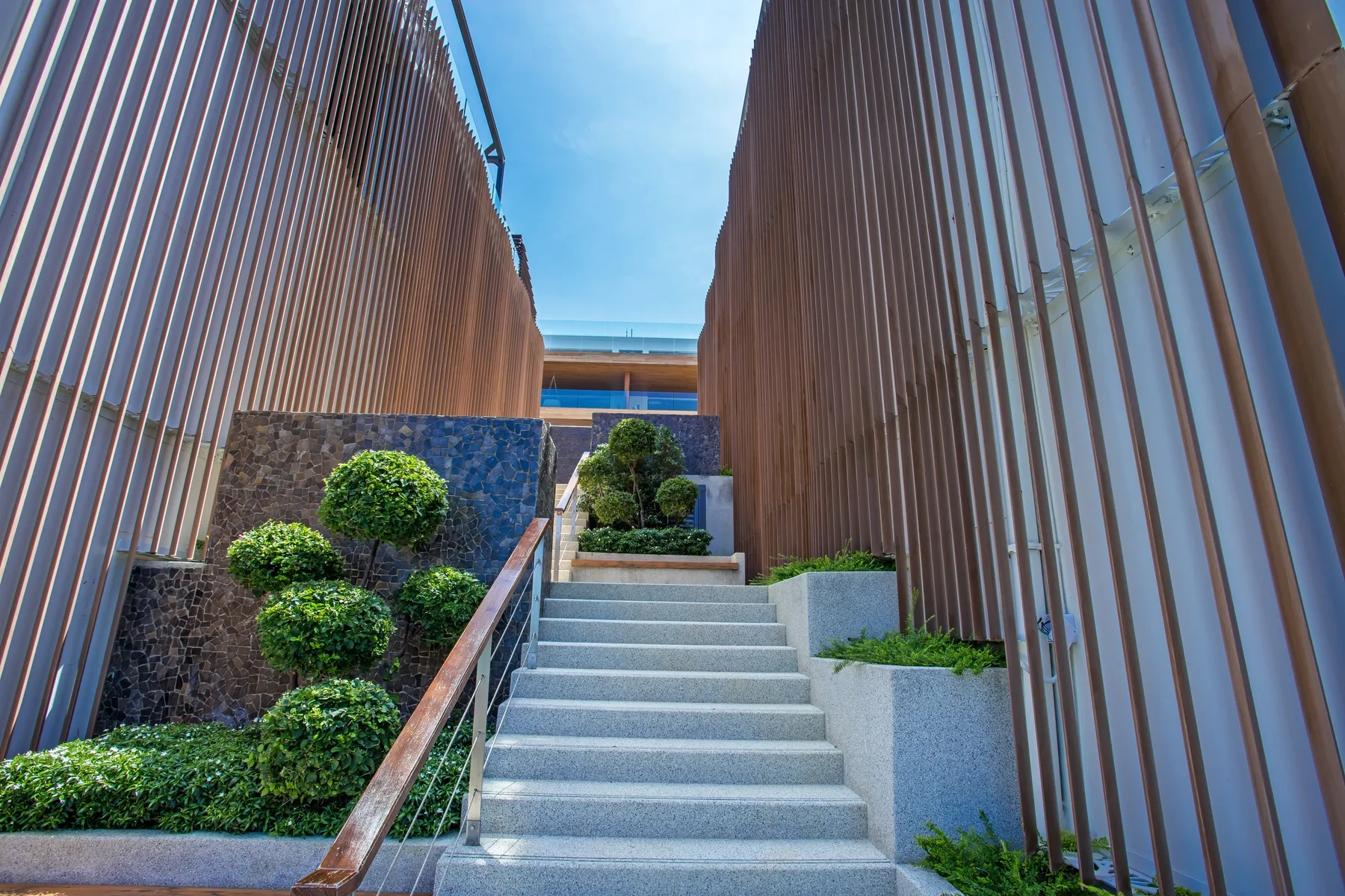 Bluepoint Condominiums