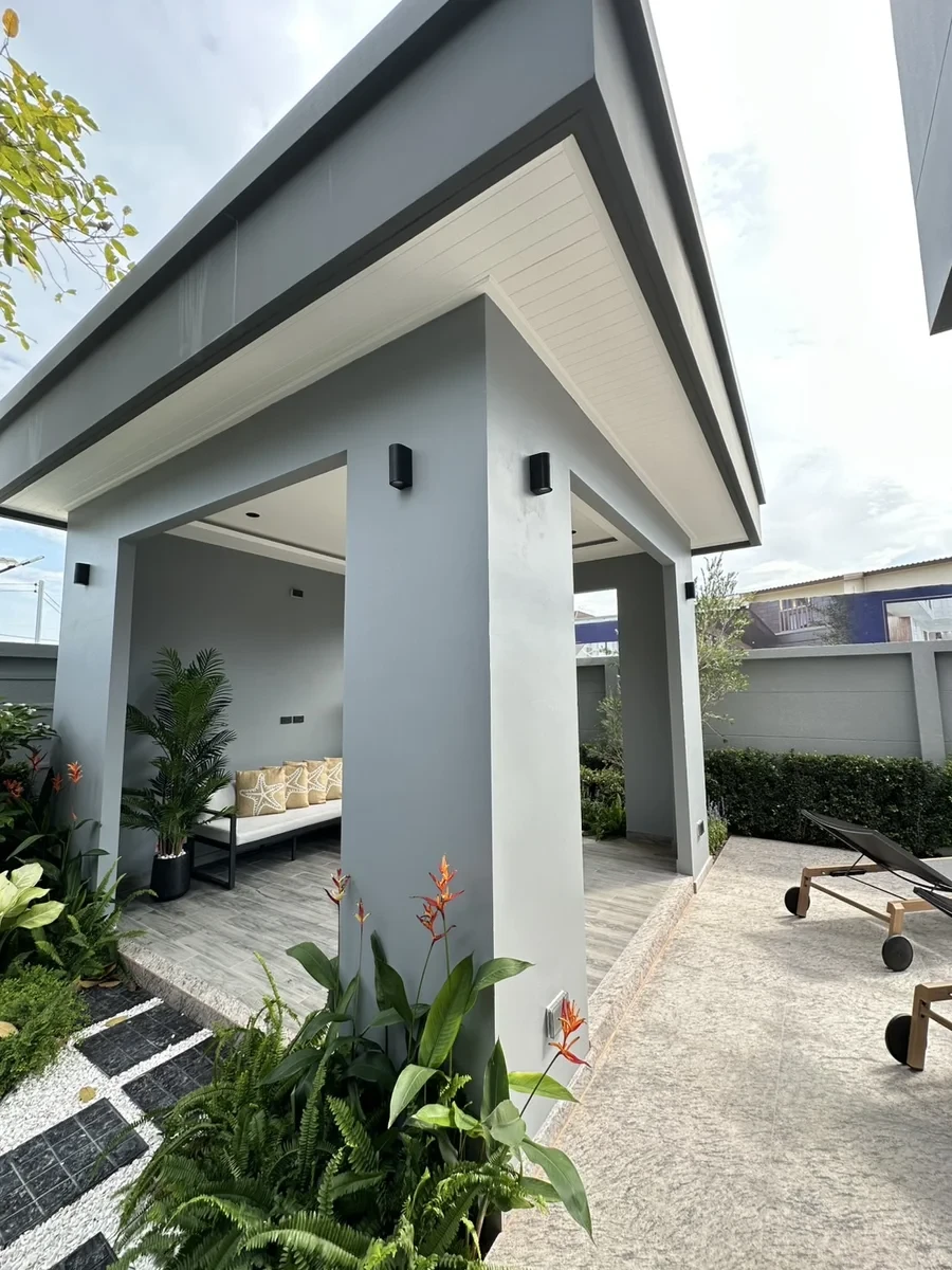 Madcha Le Villa
