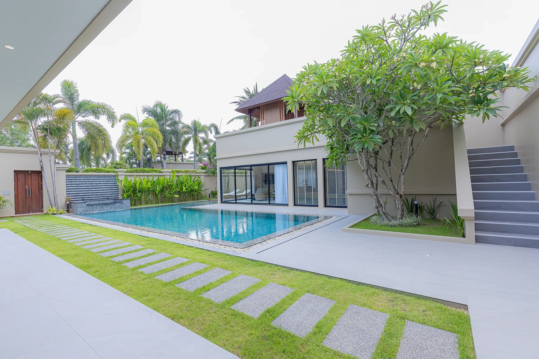 The Laytin Villa