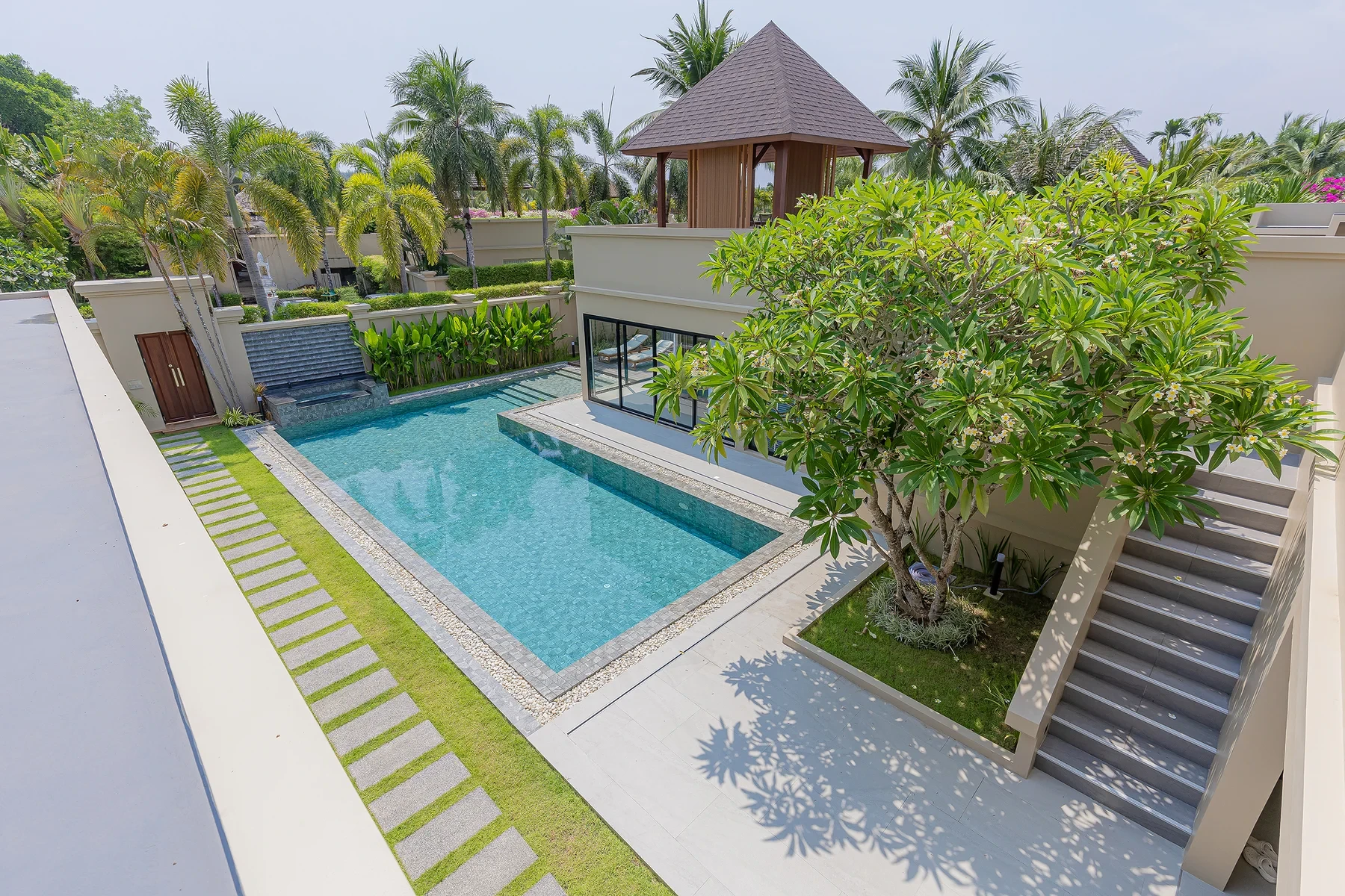 The Laytin Villa