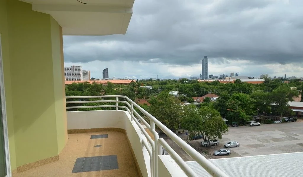 Jada Beach Condominium