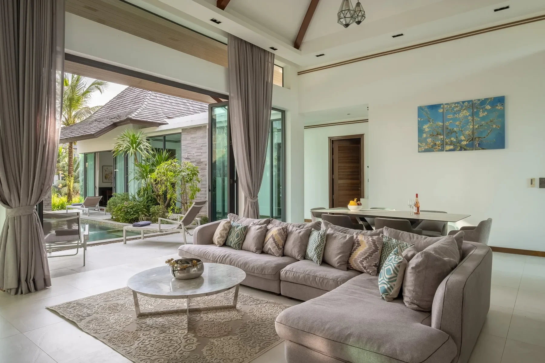 Lake House Phuket