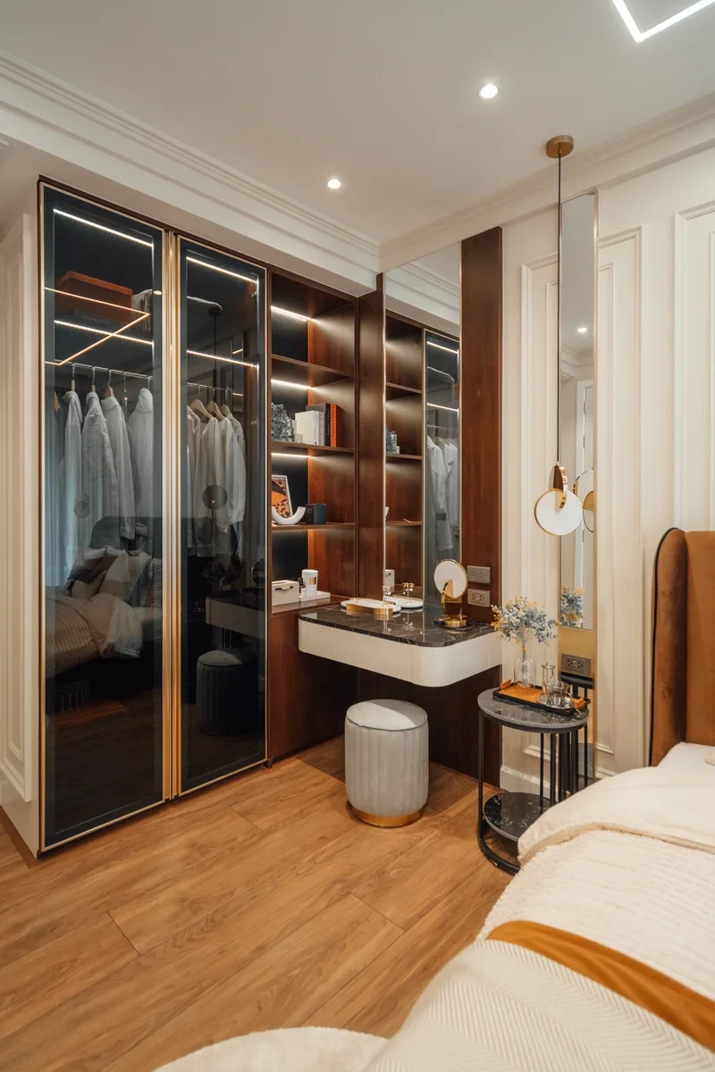 Hennessy Karon Villas