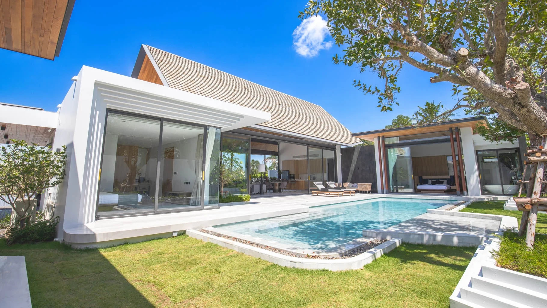 AVANA Luxury Villas Phuket