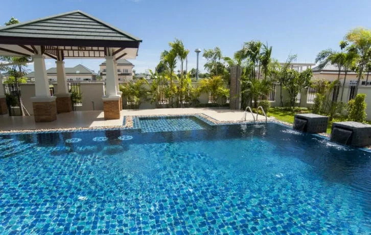 Baan Dusit Pattaya Lake