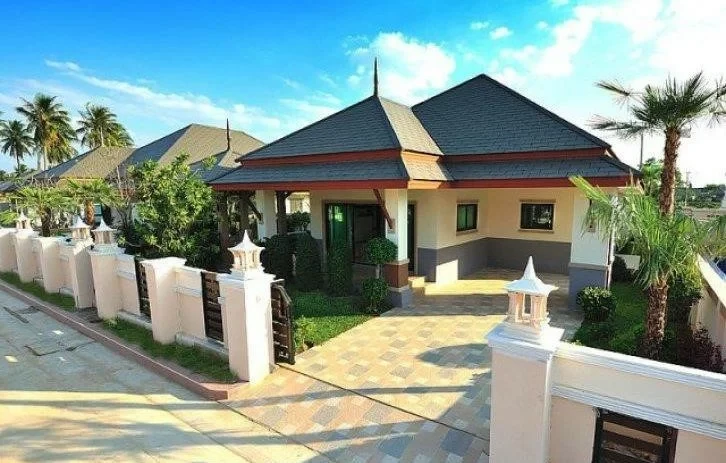 Baan Dusit Pattaya Lake