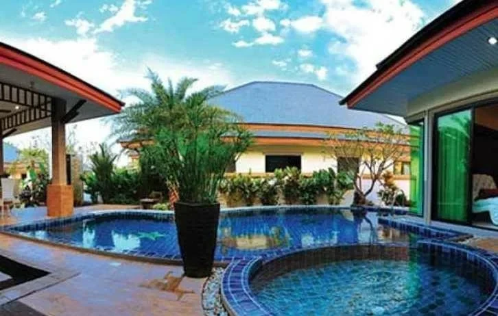 Baan Dusit Pattaya Lake