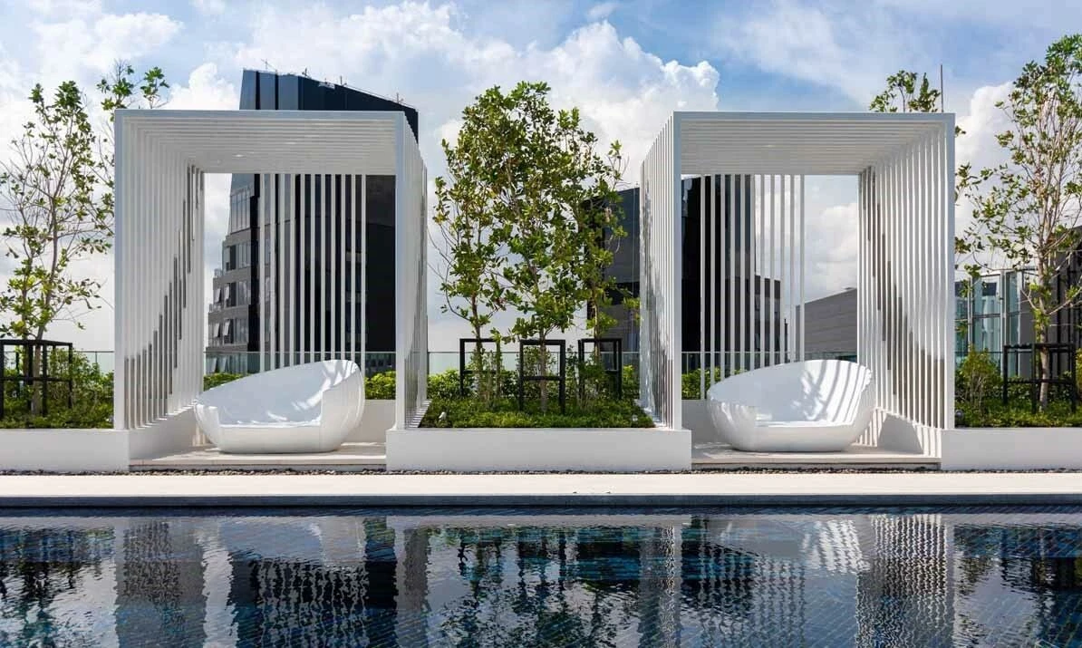 Life Asoke Rama 9