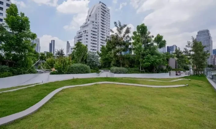 FYNN Asoke Sukhumvit 10