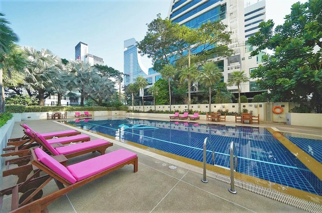 Somkid Gardens