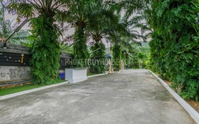 Gallery photo Apartment 9 bedrooms 1,800 m² Chalong, Thailand