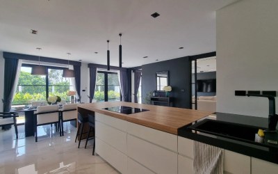 Gallery photo Дом 5 спален  в Pong, Таиланд