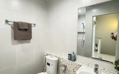 Gallery photo Townhouse 4 rooms 100 m² Bang Lamung, Thailand