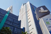 Interlink Tower สำนักงานให้เช่าบนถนนบางนา-ตราด กรุงเทพมหานคร ประเทศไทย