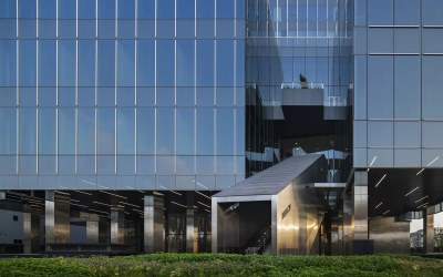 Gallery photo Офисное здание AIA East Gateway рядом с улицей Бангна-Трад, Бангкок, Таиланд.